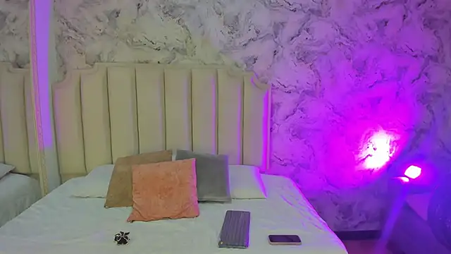 Tamara Ferrer online show from 03/31/26, 11:23