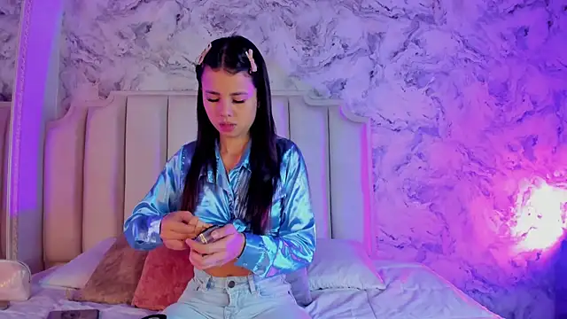 Tamara Ferrer online show from 04/07/26, 11:23