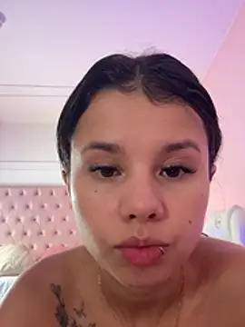 Tamara Ferrer online show from 04/16/26, 11:55