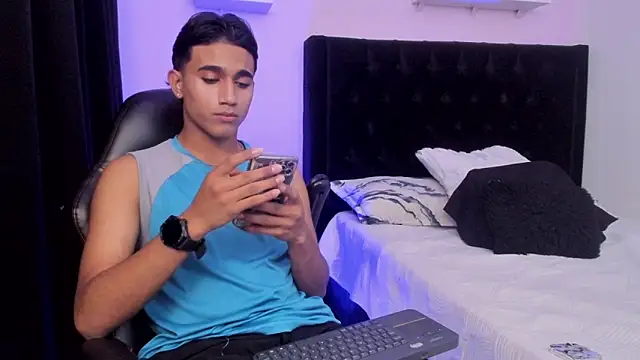 Morgan Bladee online show from 04/02/26, 05:03