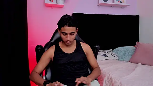 Morgan Bladee online show from 03/25/26, 05:07