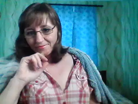 Alisaprice077 online show from 04/03/26, 07:59