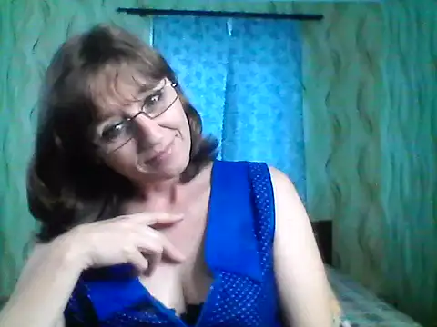 Alisaprice077 online show from 04/02/26, 06:42