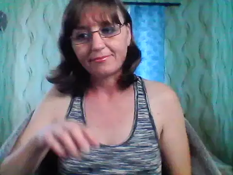 Alisaprice077 online show from 04/07/26, 09:33