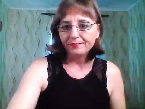 Alisaprice077 online show from 04/21/26, 07:48