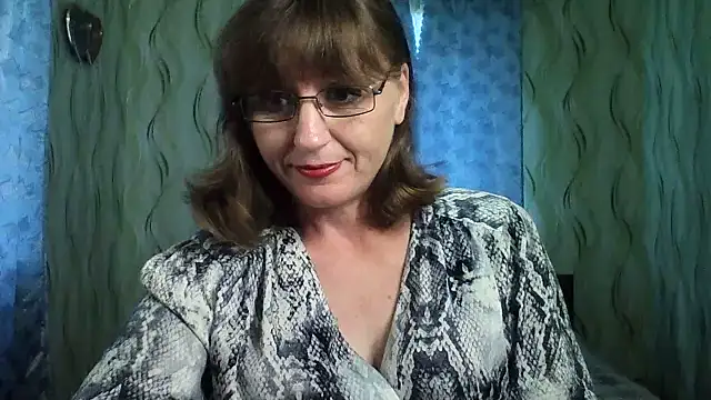 Snapshot of Alisaprice077 chatting on 06/28/26, 08:42 Alisaprice077 online show from 06/28/26, 08:42