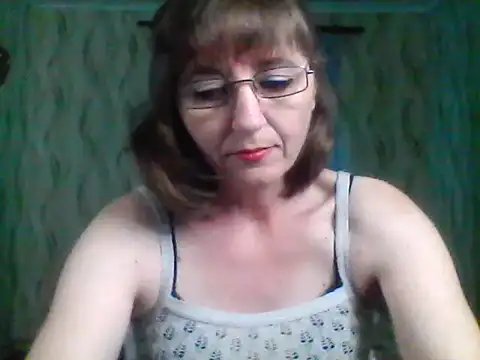 Alisaprice077 online show from 05/27/26, 11:17