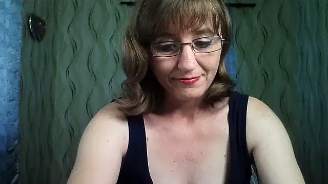 Snapshot of Alisaprice077 chatting on 06/21/26, 06:41 Alisaprice077 online show from 06/21/26, 06:41