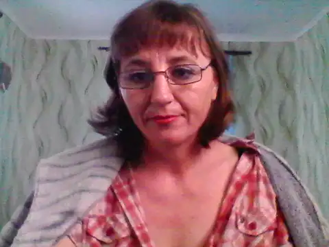 Alisaprice077 online show from 04/18/26, 08:49