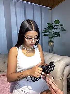 chanell pinkk online show from 04/08/26, 12:50