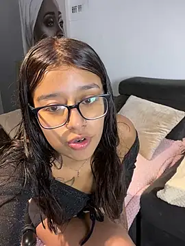 chanell pinkk online show from 04/15/26, 01:48