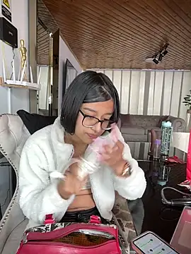 chanell pinkk online show from 03/20/26, 01:23