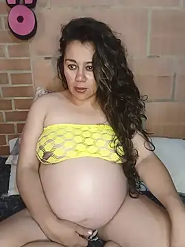 Snapshot of sexy-pregnant1 chatting on 08/05/26, 02:27 sexy-pregnant1 online show from 08/05/26, 02:27