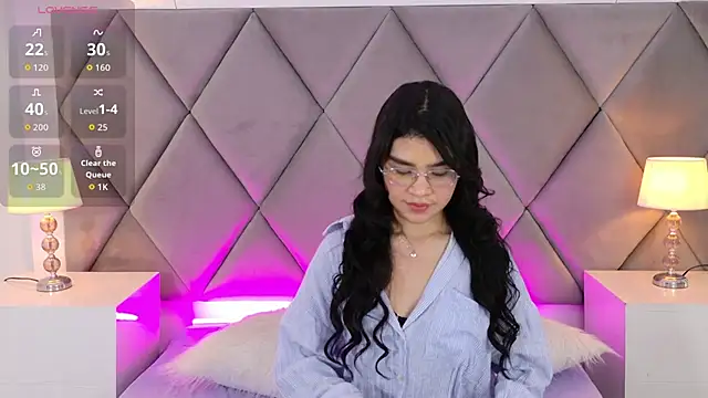 OliviaDiaz online show from 03/28/26, 08:10