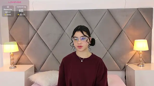 OliviaDiaz online show from 03/30/26, 08:10