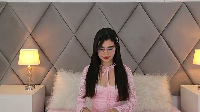 OliviaDiaz online show from 05/24/26, 08:20