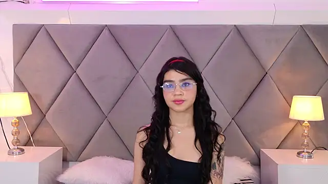 OliviaDiaz online show from 03/27/26, 08:54