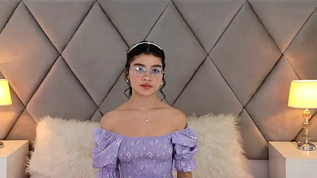 OliviaDiaz online show from 05/16/26, 08:30