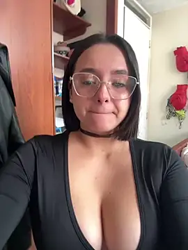 kaet  online show from 03/12/26, 12:53