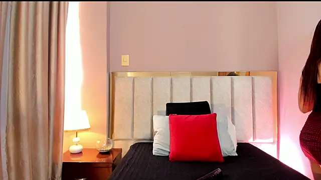 FreyaCameron online show from 04/22/26, 01:29