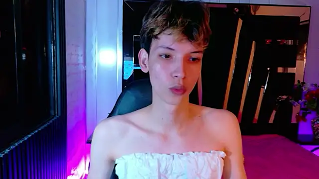 Stefany PiInk online show from 04/02/26, 01:18