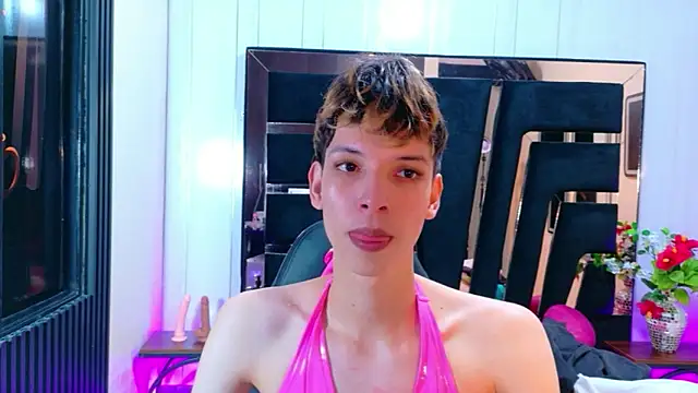 Stefany PiInk online show from 03/25/26, 12:04