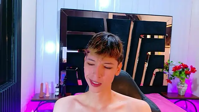 Stefany PiInk online show from 03/28/26, 12:06