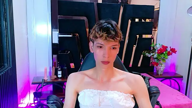 Stefany PiInk online show from 03/31/26, 12:18