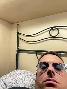 tonyboys19418 online show from 03/28/26, 01:45