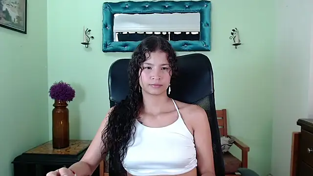 ChalonVera online show from 05/16/26, 07:35