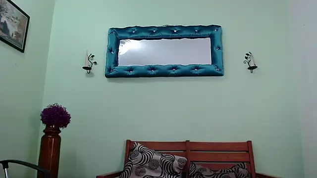 ChalonVera online show from 05/19/26, 01:56