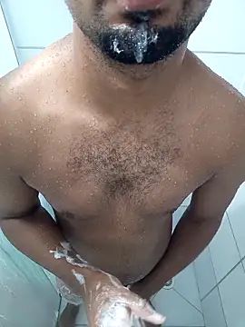 Snapshot of Palgr0sso chatting on 04/14/26, 11:43 Palgr0sso online show from 04/14/26, 11:43