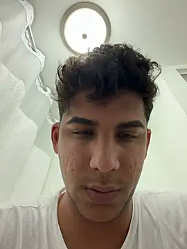 Albertotuyo online show from 03/11/26, 10:04