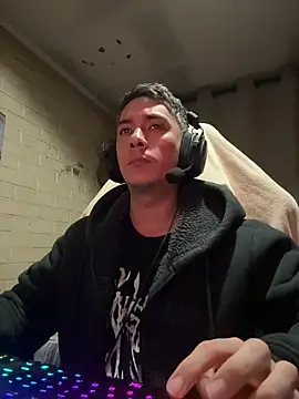 Cr1sXPorn online show from 06/15/26, 03:29