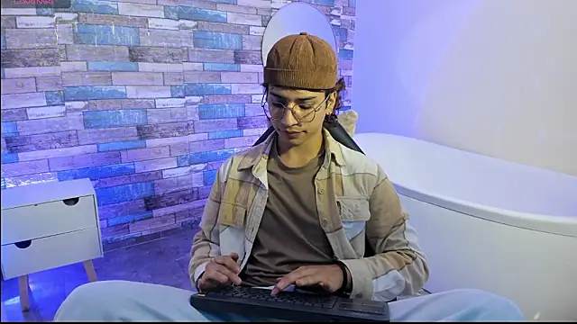 Snapshot of JUSTIN_TAY1 chatting on 03/29/26, 11:34 JUSTIN TAY1 online show from 03/29/26, 11:34