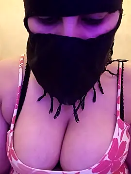 karamil69sxx online show from 03/26/26, 01:15