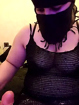 karamil69sxx online show from 04/13/26, 11:42