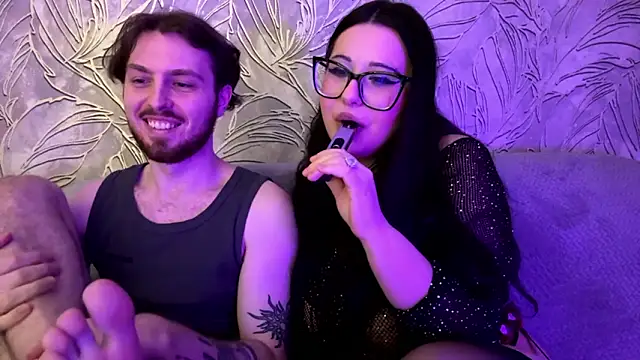 LunaWithAdrian online show from 03/08/26, 01:11