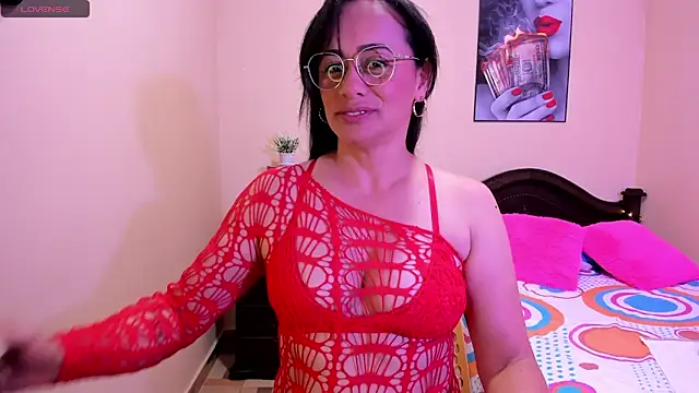 sara florez12 online show from 05/22/26, 11:08