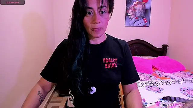 sara florez12 online show from 05/08/26, 10:52