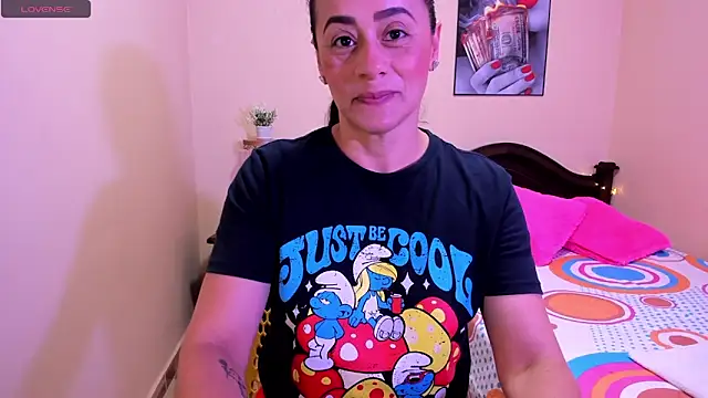 sara florez12 online show from 05/24/26, 12:27