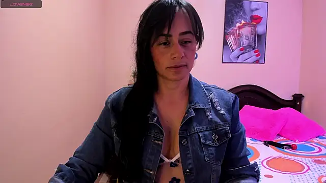 sara florez12 online show from 05/30/26, 11:05