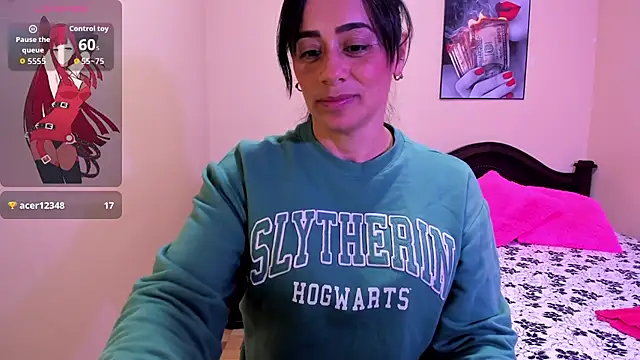 sara florez12 online show from 06/07/26, 08:58