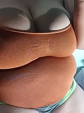 latina bigtitss online show from 03/30/26, 04:36