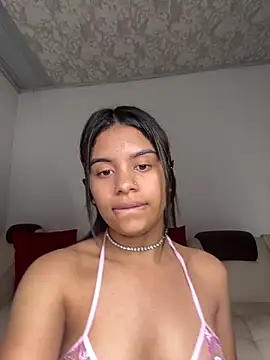Jarilin-Mia online show from 04/10/26, 03:35