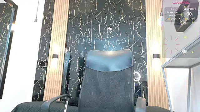 Snapshot of ValeriHot_1 chatting on 06/04/26, 02:49 ValeriHot 1 online show from 06/04/26, 02:49