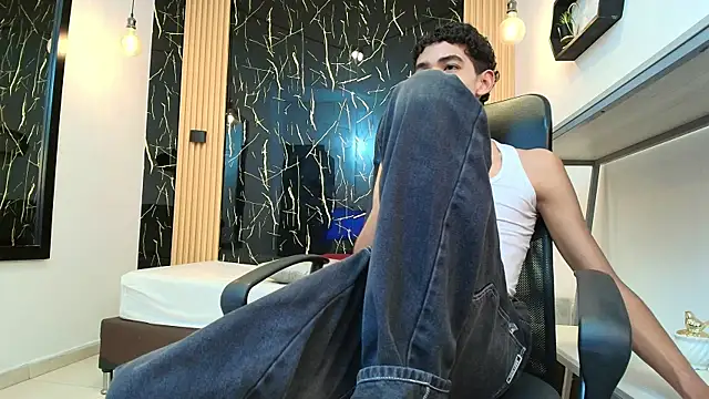 ValeriHot 1 online show from 04/09/26, 03:08