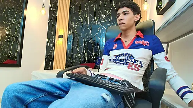 ValeriHot 1 online show from 04/10/26, 02:40