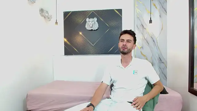 KingOfTemptation online show from 04/23/26, 03:57