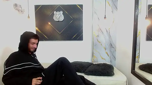 KingOfTemptation online show from 04/22/26, 03:35